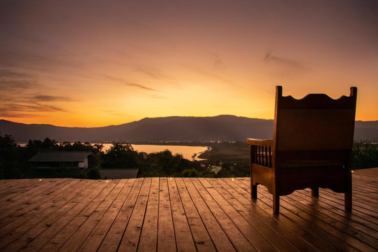 Chale Da Ferrugem Villa กาโรปาบา ภายนอก รูปภาพ